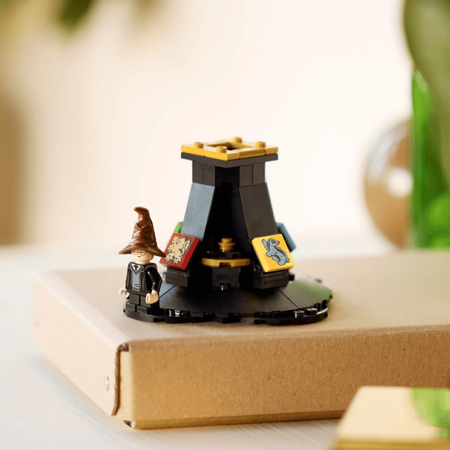Talking Sorting Hat LEGO - Image 10