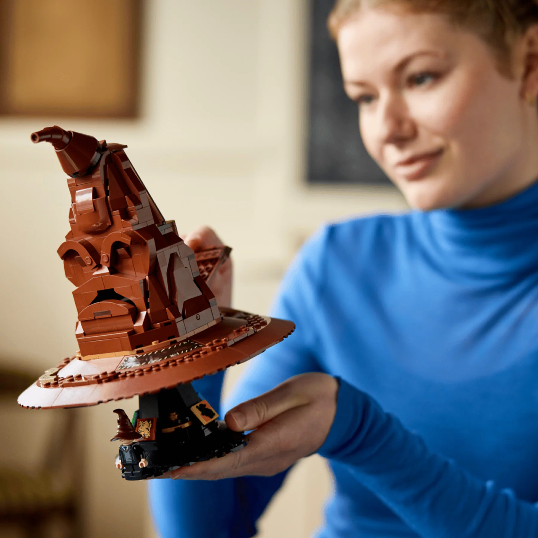 Talking Sorting Hat LEGO - Image 6